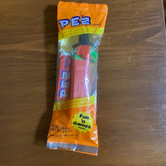 ITEM IS FOR COLLECTORS OF PEZ CANDY!! Not for Good to Eat!! - Picture 1 of 5